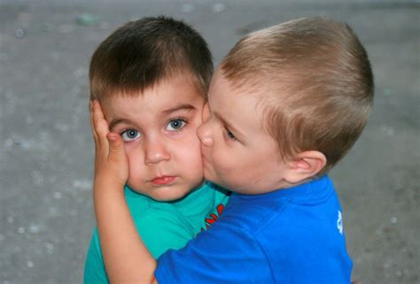 Handling Sibling Rivalry Between Twins .